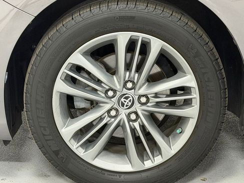 Used 2015 Toyota Camry SE image 8