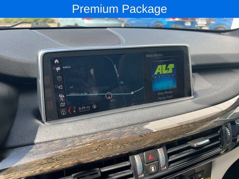Used 2018 BMW X5 xDrive40e AWD/4WD image 8