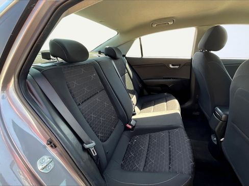 Used 2023 Kia Rio S image 27