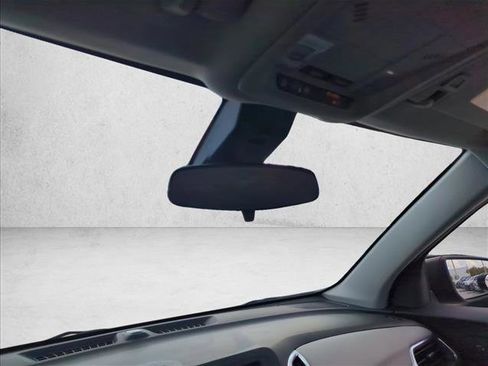 Used 2024 Chevrolet Equinox LS w/ Driver Confidence II Package image 9