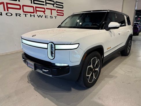 Used 2023 Rivian R1S Adventure Quad AWD/4WD image 2