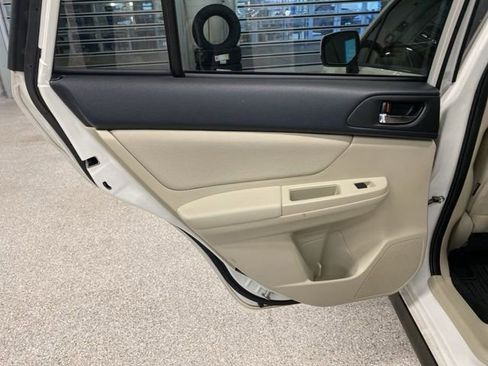 Used 2013 Subaru Crosstrek 2.0i Premium image 27