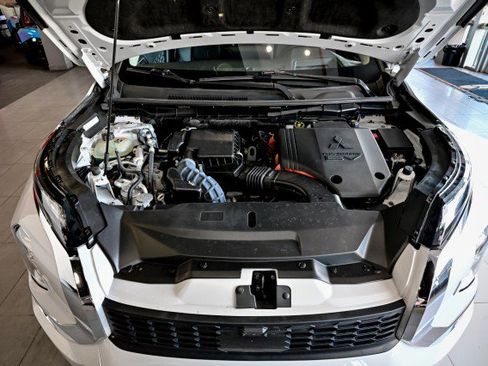 Used 2023 Mitsubishi Outlander SEL 40th Anniversary image 57