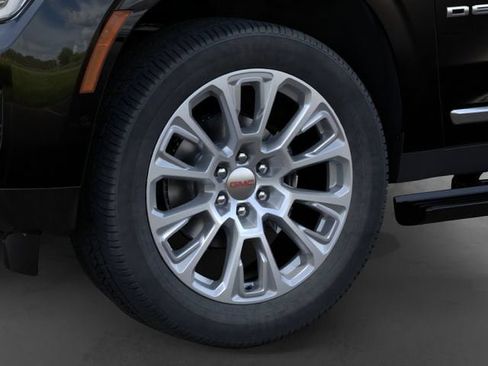 New 2026 GMC Yukon XL Denali w/ Denali Reserve Package AWD/4WD image 9
