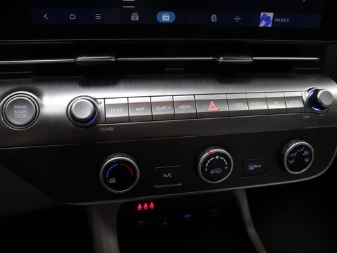 Used 2024 Hyundai Kona SE image 32