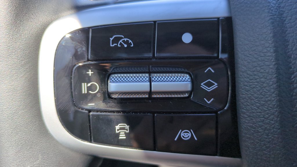 Used 2026 Genesis GV70 2.5T Select AWD/4WD image 16