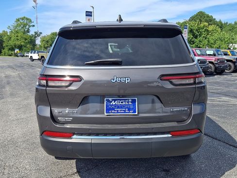 Certified 2022 Jeep Grand Cherokee L Limited AWD/4WD image 5
