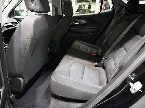 Used 2022 GMC Terrain SLE w/ Driver Convenience Package image 11