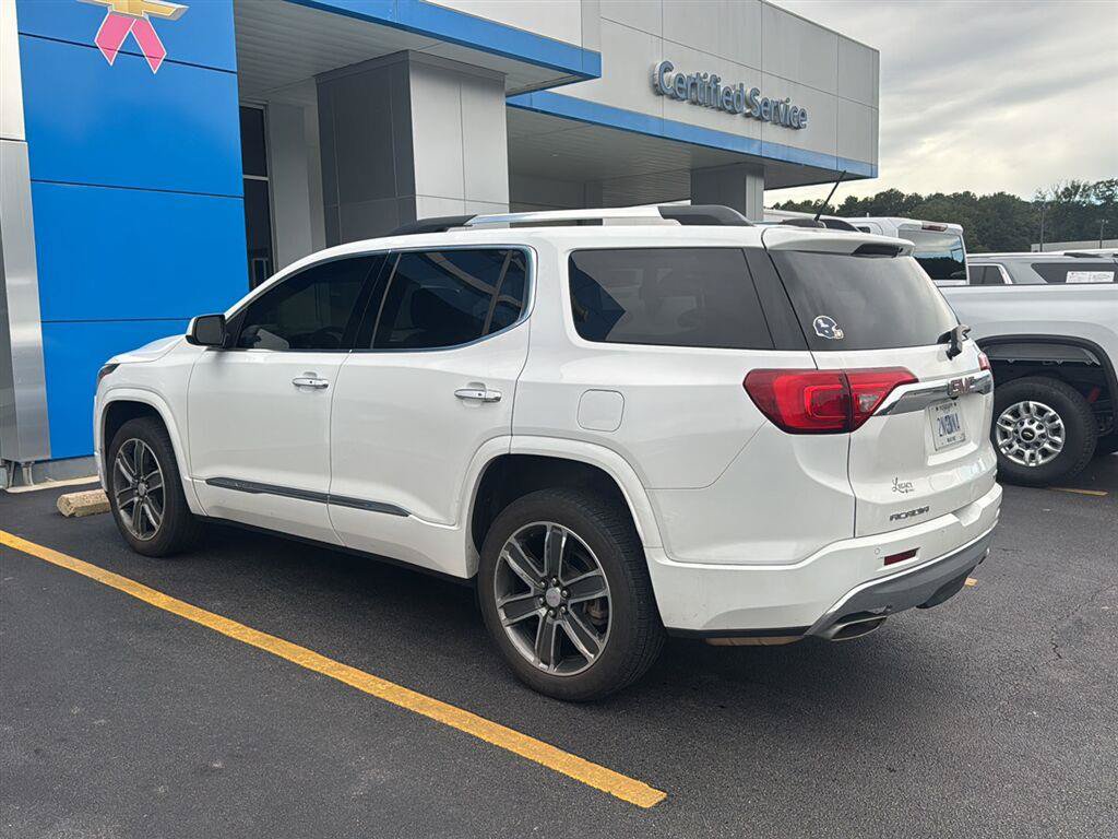 Used 2019 GMC Acadia Denali AWD/4WD image 2