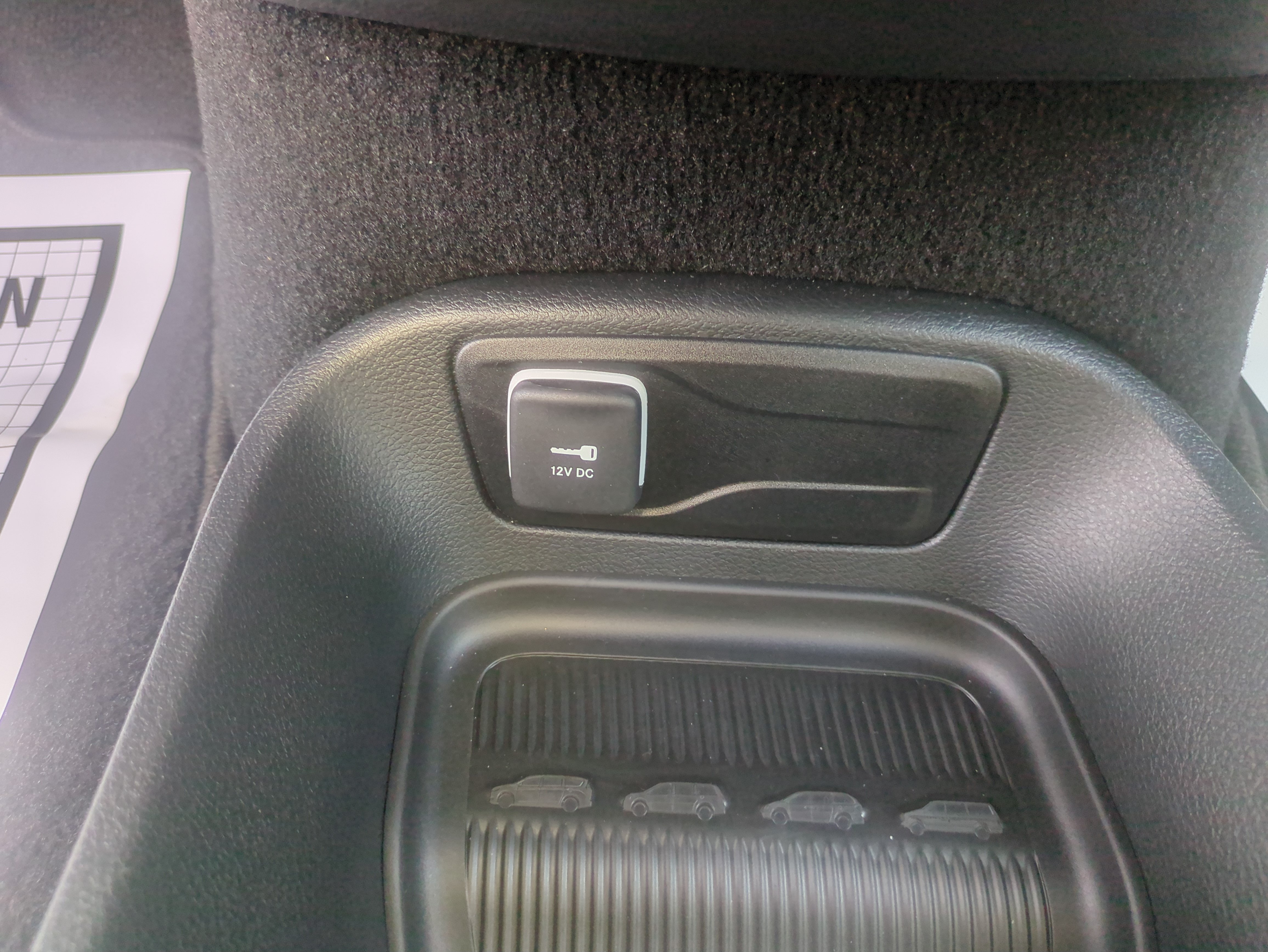 Used 2026 Chrysler Voyager LX FWD image 23