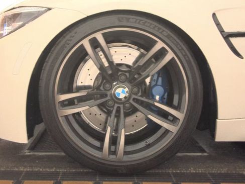Used 2018 BMW M3 RWD image 15