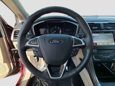 Used 2017 Ford Fusion Energi SE image 38