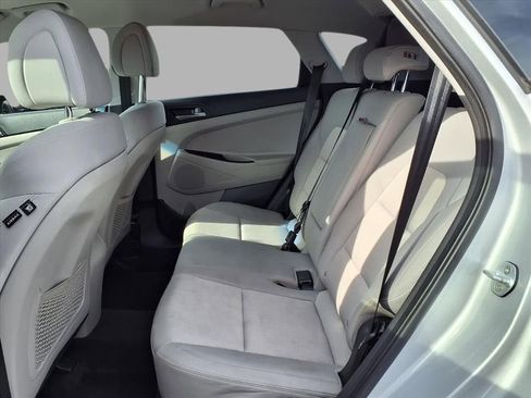 Used 2017 Hyundai Tucson SE image 23