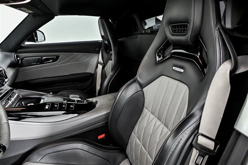 Used 2020 Mercedes-Benz AMG GT C image 21