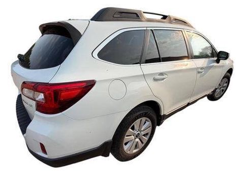 Used 2015 Subaru Outback 2.5i Premium AWD/4WD image 5