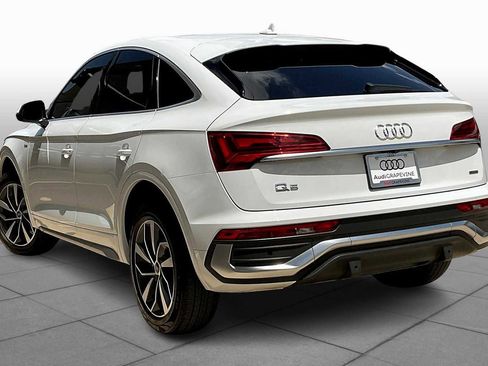 Used 2021 Audi Q5 2.0T Premium w/ Convenience Package image 10