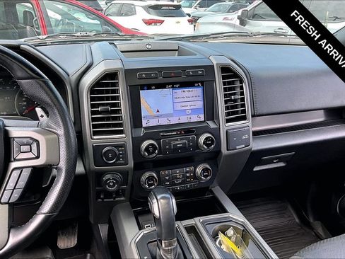 Used 2019 Ford F150 Raptor w/ Equipment Group 802A Luxury AWD/4WD image 9