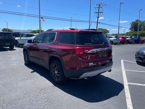 Used 2018 GMC Acadia SLT FWD image 3