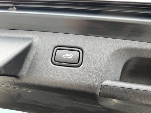 Used 2025 Hyundai Palisade Calligraphy image 21