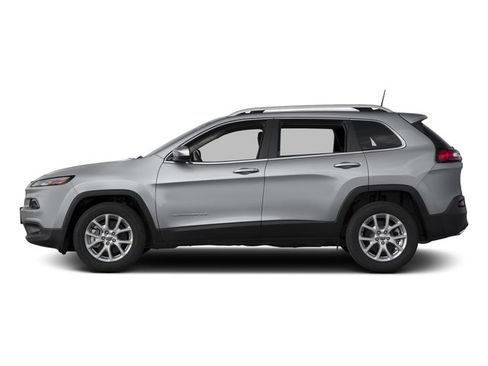 Certified 2018 Jeep Cherokee Latitude FWD image 3