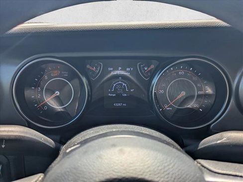 Used 2023 Jeep Wrangler Unlimited Sport AWD/4WD image 10