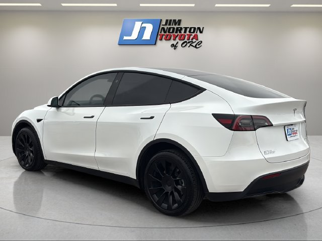 Used 2025 Tesla Model Y Long Range AWD/4WD image 9