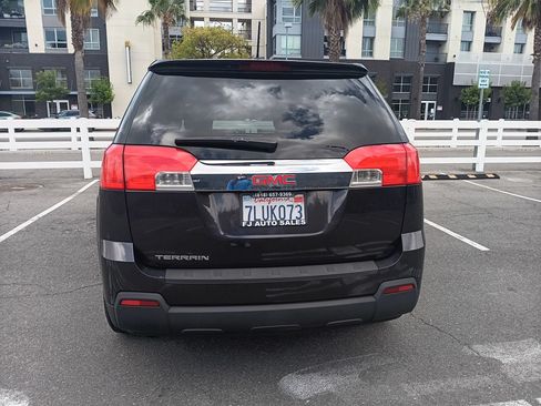 Used 2015 GMC Terrain SLE FWD image 7