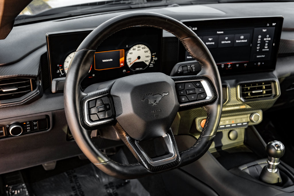 Used 2024 Ford Mustang GT RWD image 11