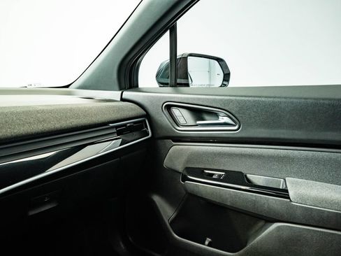 Used 2024 Honda Prologue EX image 37