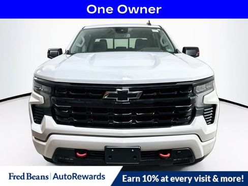Used 2023 Chevrolet Silverado 1500 RST w/ Redline Edition AWD/4WD image 2