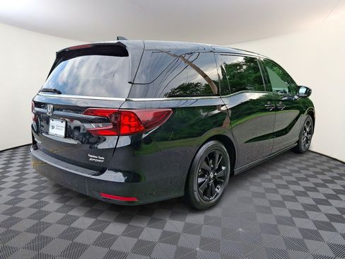 Used 2024 Honda Odyssey Sport image 6