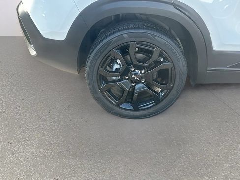 Certified 2024 Kia Seltos X-Line AWD/4WD image 30