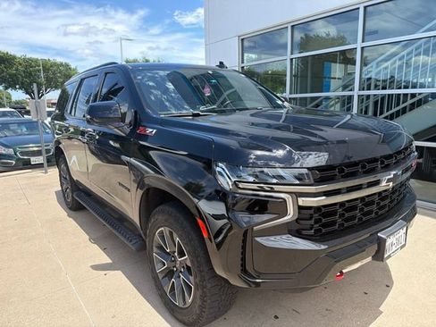 Used 2021 Chevrolet Tahoe Z71 w/ Luxury Package AWD/4WD image 6