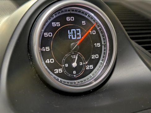 Used 2017 Porsche Macan image 35