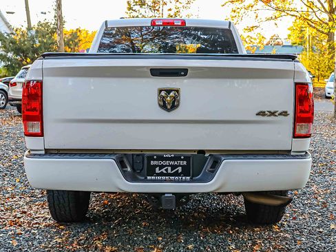 Used 2016 RAM 1500 Express image 5