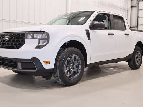 New 2026 Ford Maverick XLT image 5