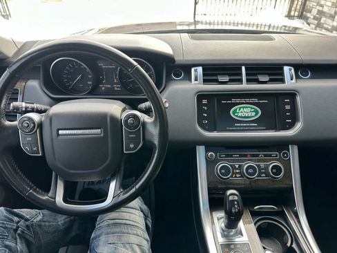 Used 2014 Land Rover Range Rover Sport HSE image 12