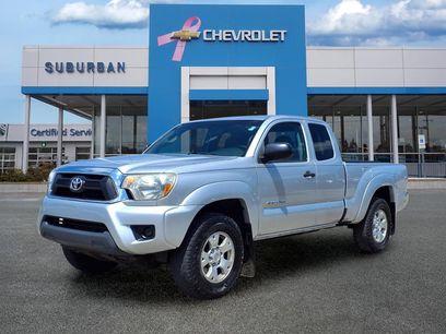Used 2012 Toyota Tacoma 4x4 Access Cab w/ SR5 Pkg