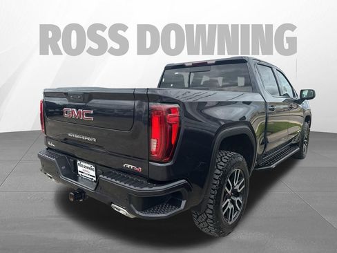Used 2022 GMC Sierra 1500 AT4 w/ Sierra Safety Plus Package AWD/4WD image 4