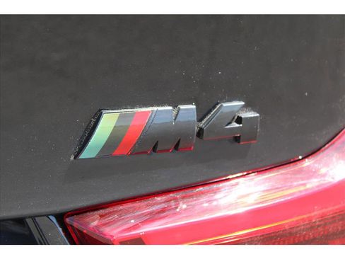 Used 2015 BMW M4 Coupe w/ Executive Package RWD image 32