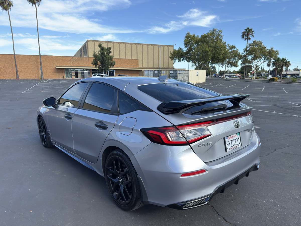 Used 2025 Honda Civic Sport image 5