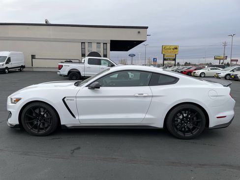 Used 2017 Ford Mustang Shelby GT350 w/ Electronics Package image 5