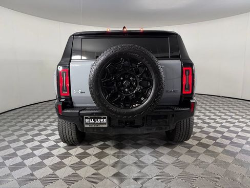 Used 2025 GMC Hummer EV 2X AWD/4WD image 8