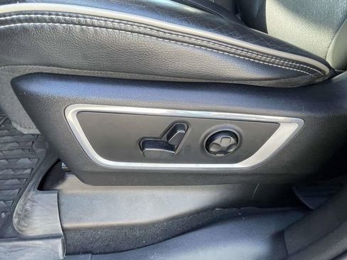 Used 2021 RAM 1500 Laramie RWD image 15