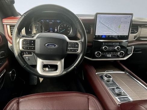 Used 2024 Ford Expedition Max Limited image 9