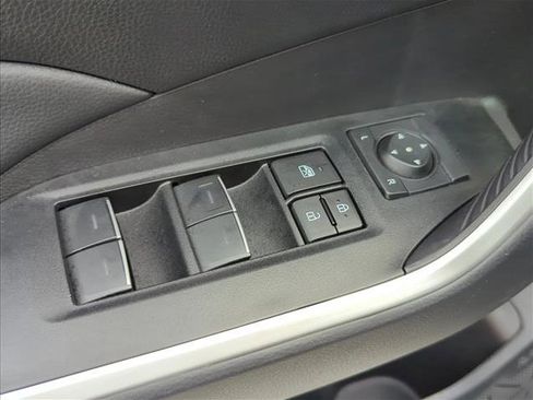 Used 2024 Toyota RAV4 XLE image 7