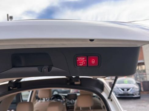 Used 2017 Mercedes-Benz GLC 300 GLC 300 Sport Utility 4D w/ Premium 2 Package image 28