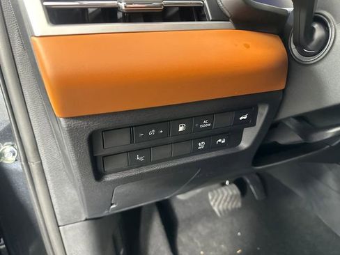 New 2025 Mitsubishi Outlander SEL image 24