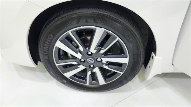Certified 2025 Nissan Versa SV w/ Trunk Package FWD image 27