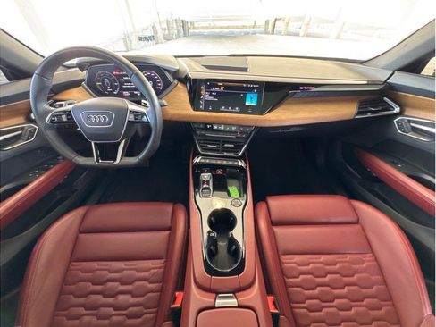 Used 2022 Audi e-tron GT Prestige w/ Prestige Package AWD/4WD image 15